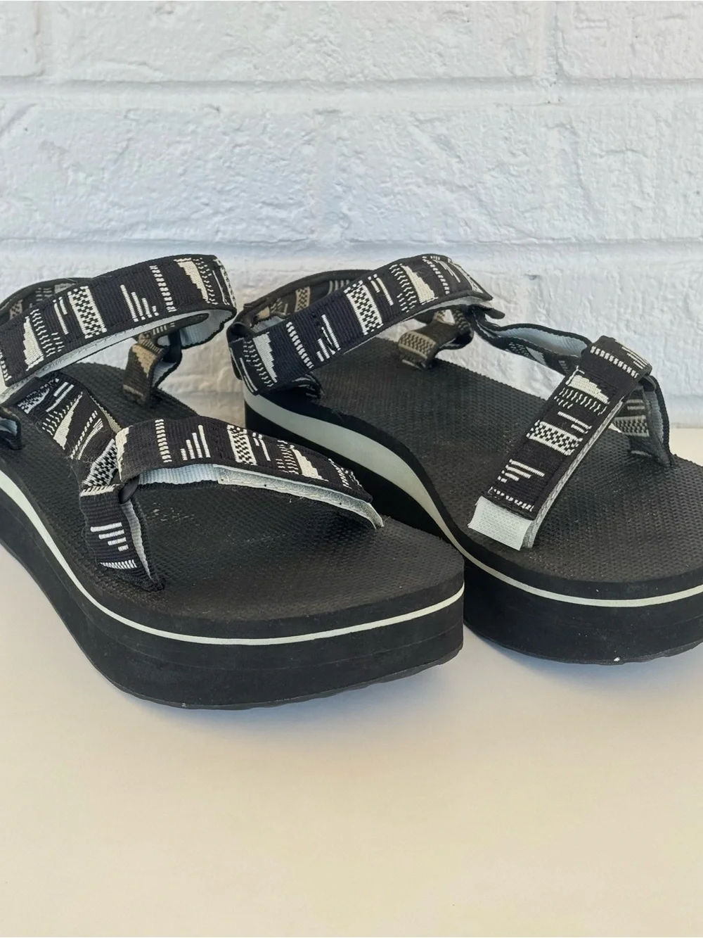 Aztec Platform Teva Sandals Women's 8.5